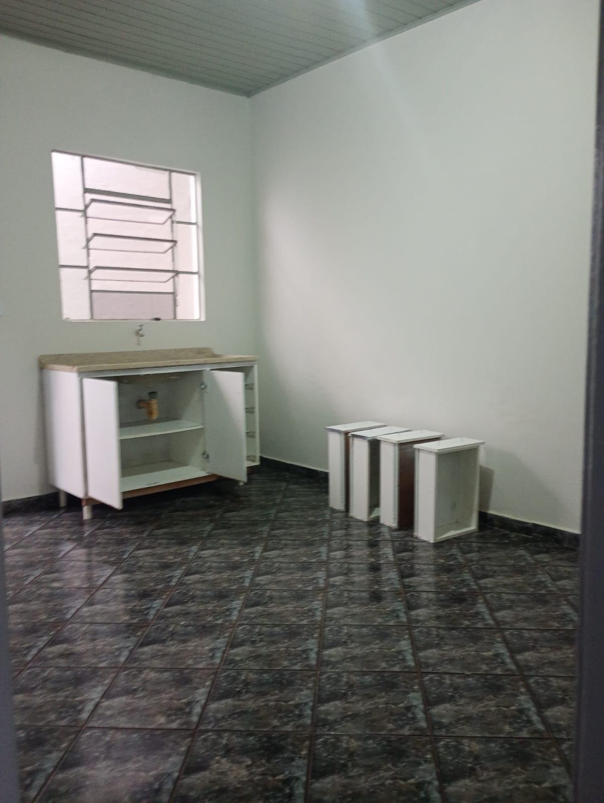 VRL223 locação casa 1 jardim bandeirantes arapongas