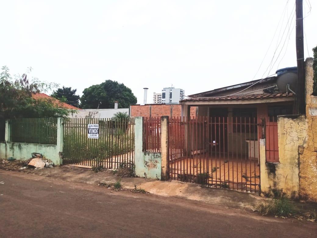 VRL40 Vende terreno com casa vila são joão