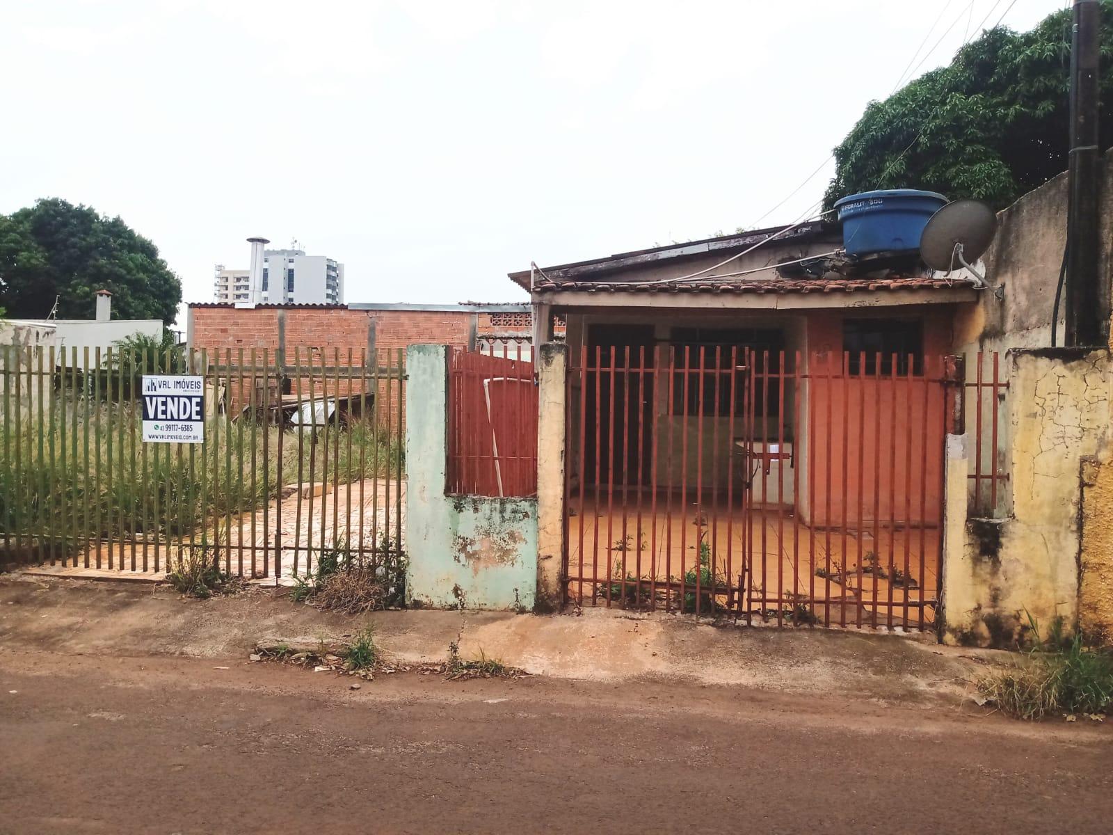 VRL40 Vende terreno com casa vila são joão